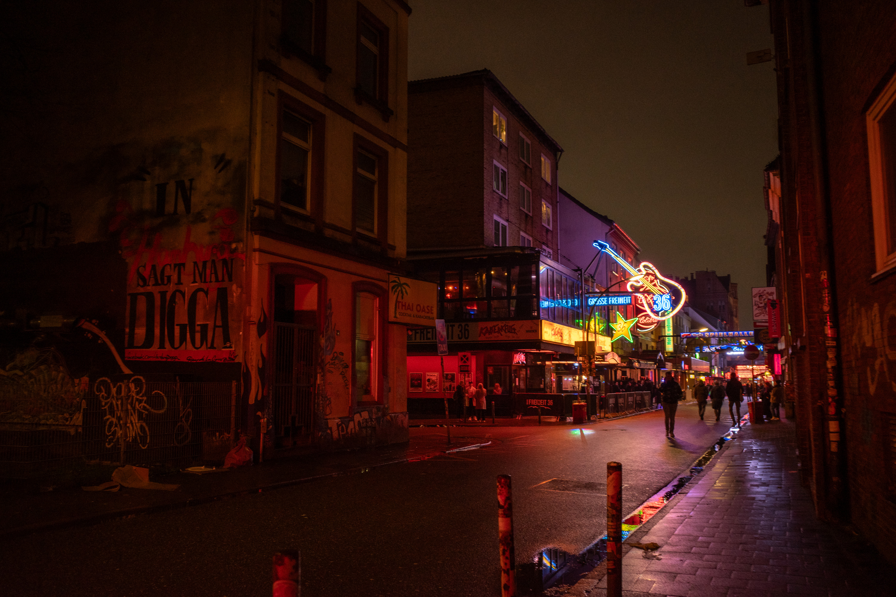 Requiem of neon nights